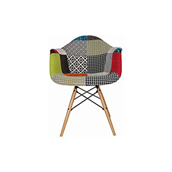 Eames® Upholstered Armchair CG-A2146_1